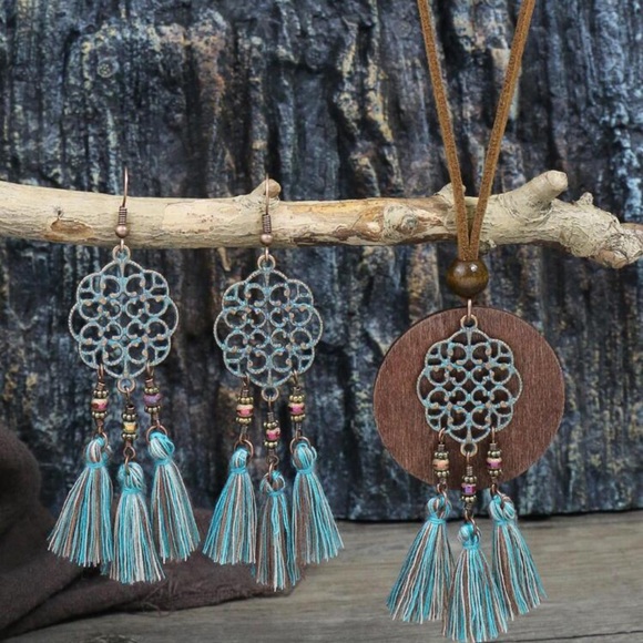 Necklace jewelry earrings set - Picture 7 of 7